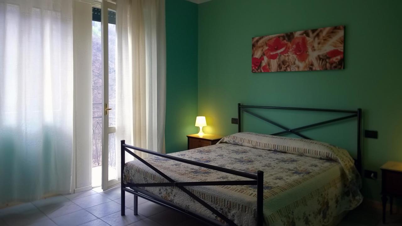 B&B Zia Maria Garzeno エクステリア 写真